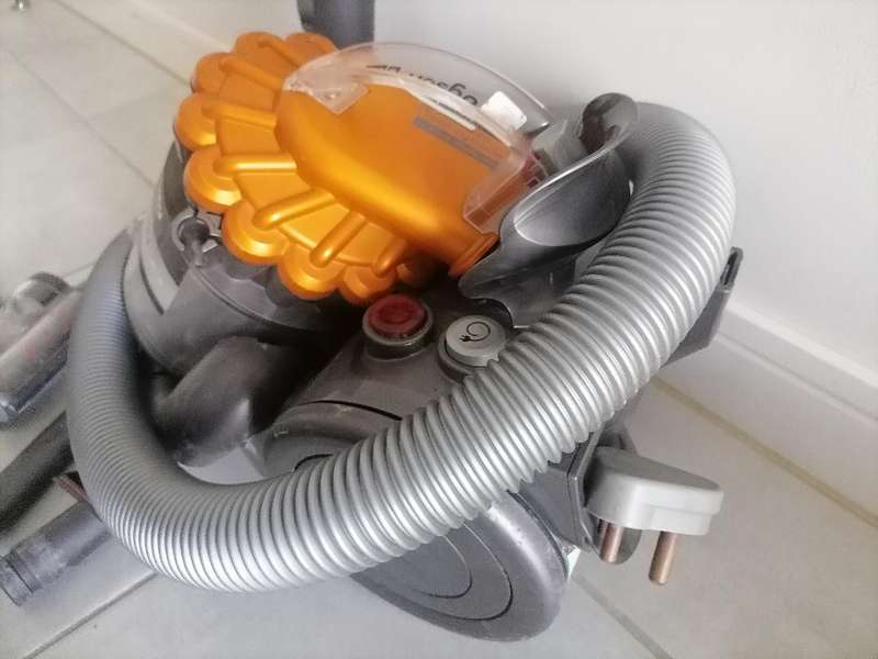 Dyson Ball DC22 Canister Vacuum with Attachments, Working