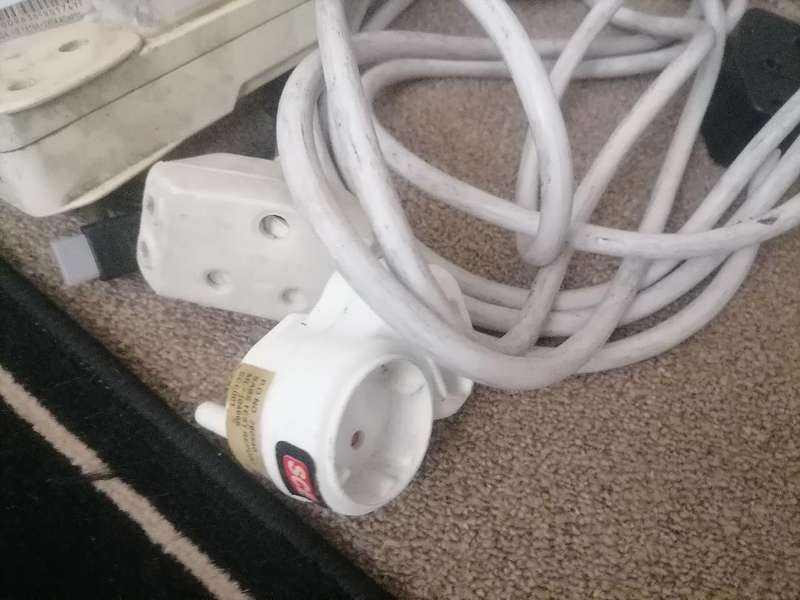 BULK LOT OF ELECTRONICS
