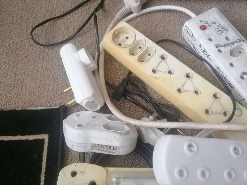 BULK LOT OF ELECTRONICS