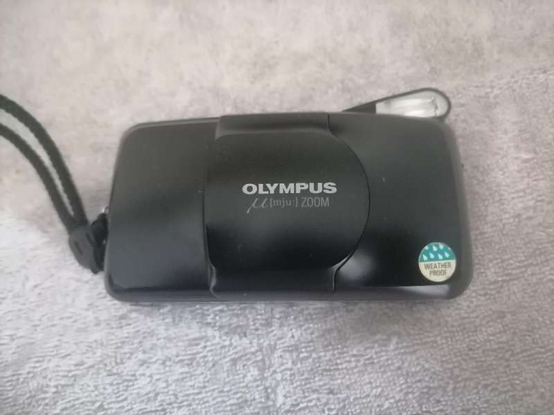 BULK LOT OF CAMERAS*ONE BID FOR LOT*UNTESTED*CAMERA