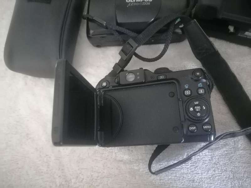 BULK LOT OF CAMERAS*ONE BID FOR LOT*UNTESTED*CAMERA
