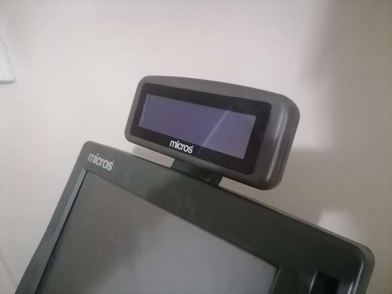 MICROS WORKSTATION 4 TOUCH SCREEN POS SYSTEM