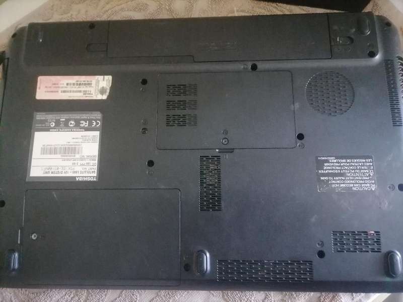 *TOSHIBA SATELITE L655, i3, 4GB RAM, 500GB HDD*READ AD