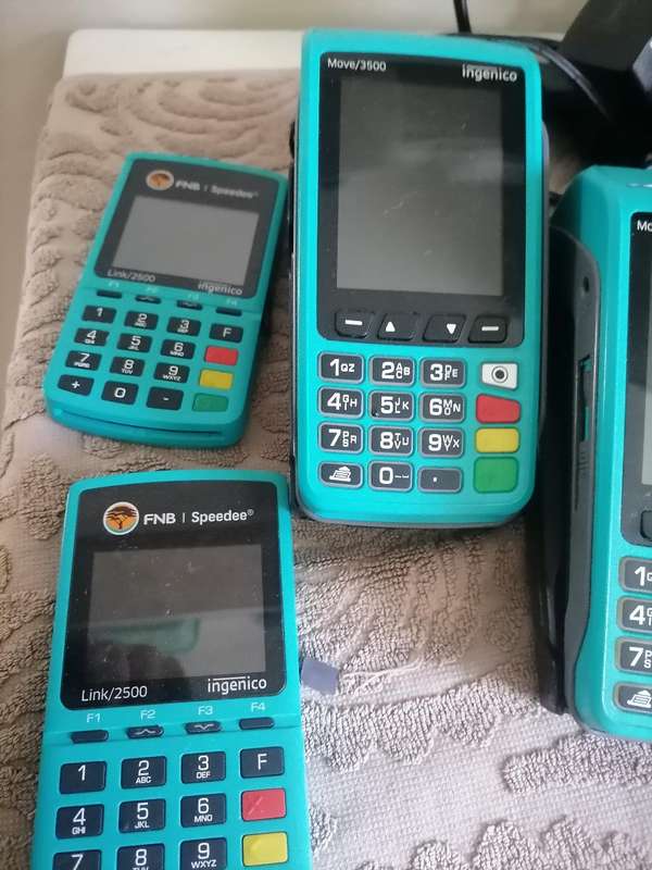 *LIQUIDATION ITEMS*CARD MACHINES,WIRELESS PHONES ETC*ONE BID FOR THE LOT*