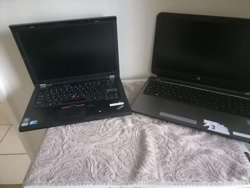 *LOT OF 2 X LAPTOPS*LENOVO AND HP*NO CHARGER, UNTESTED*