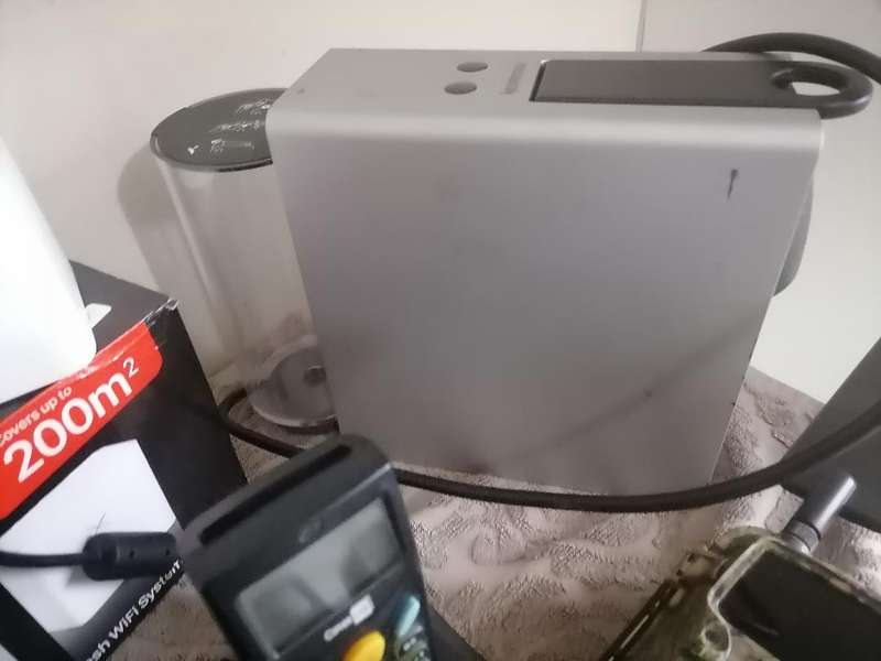*WEEKEND SPECIAL*LOT OF  ELECTRONICS*UNTESTED,SOLD AS IS*