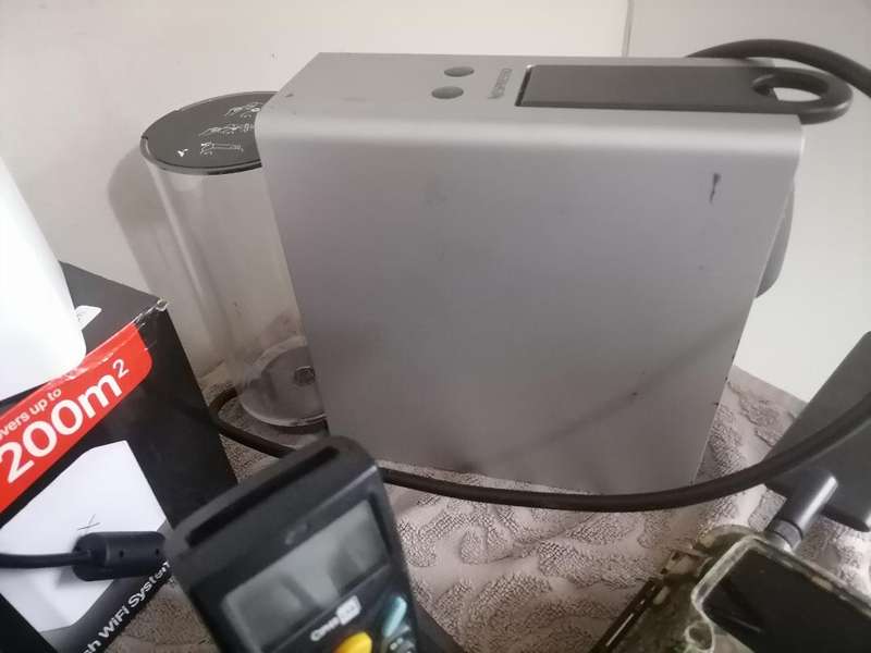 *WEEKEND SPECIAL*LOT OF  ELECTRONICS*UNTESTED,SOLD AS IS*