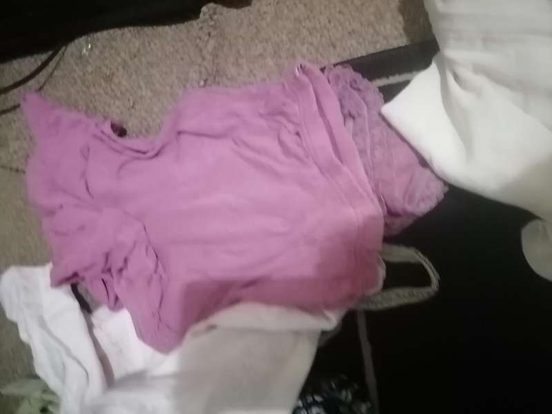 LARGE LOT OF WOMANS CLOTHING
