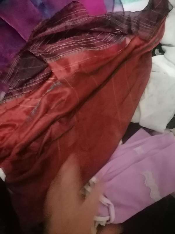 LARGE LOT OF WOMANS CLOTHING