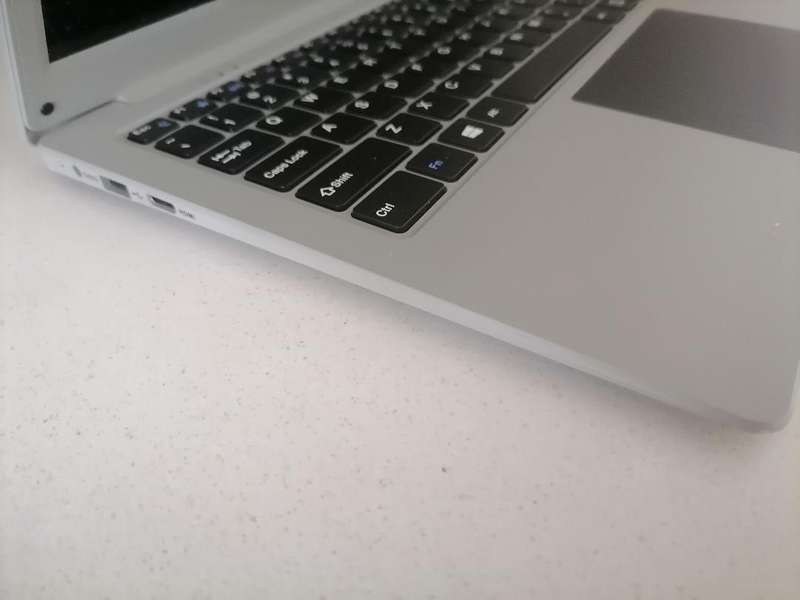 *LAPTOP CLEARANCE**MECER LAPTOP*NOT POWERING ON*