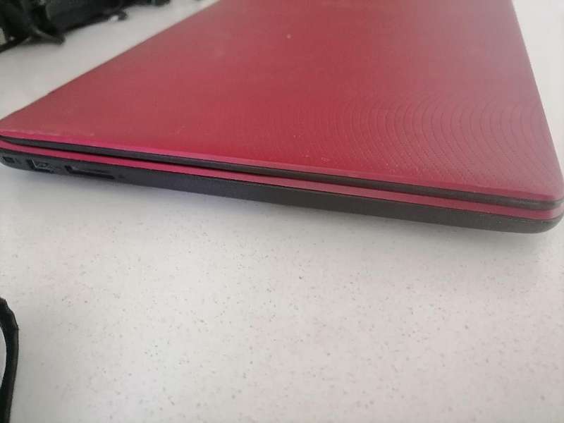 *LAPTOP CLEARANCE**ACER ES1-571 SERIES LAPTOP*READ AD*