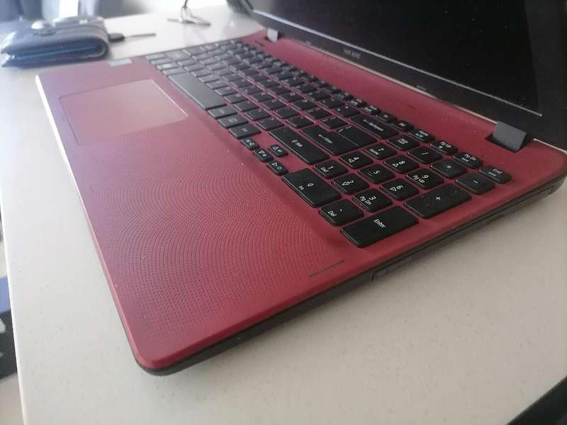 *LAPTOP CLEARANCE**ACER ES1-571 SERIES LAPTOP*READ AD*