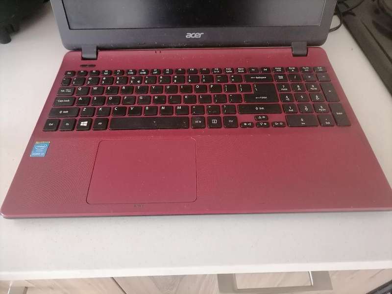 *LAPTOP CLEARANCE**ACER ES1-571 SERIES LAPTOP*READ AD*