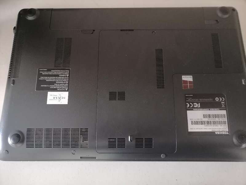*LAPTOP CLEARANCE**TOSHIBA QOSMIO X870-F0068 GAMING 3D LAPTOP*NO CHARGER*SOLD AS IS**