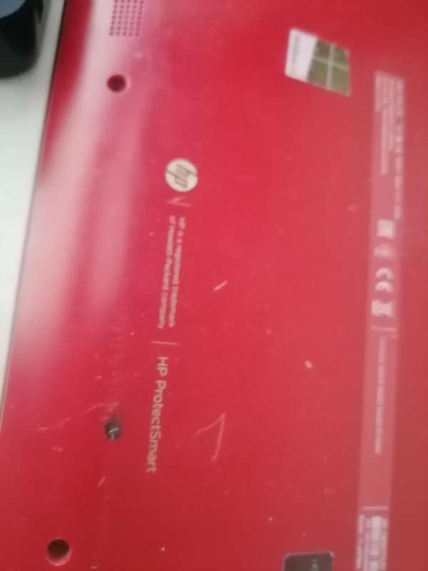 *LOT OF 3 X DEFECTIVE ITEMS*HP LAPTOP, APPLE TABLET, TV BOX*ONE BID FOR THE LOT*