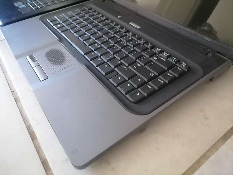 Lot of 2 x laptops
