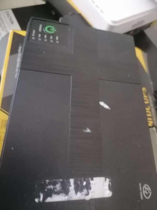 Bulk lot of defective electronics - one bid for the lot
