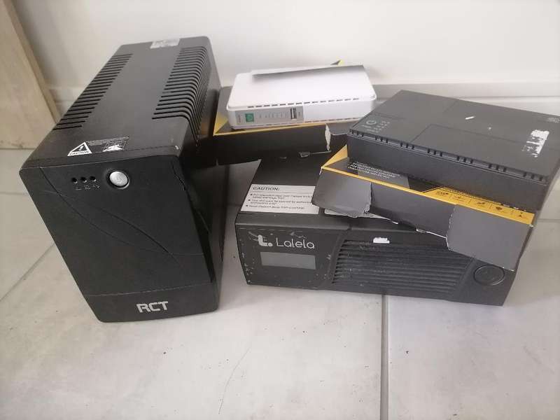 Bulk lot of defective electronics - one bid for the lot