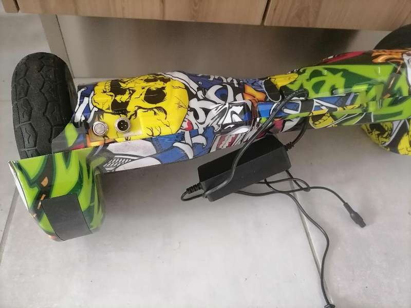 8 inch Bluetooth Smart Self Balancing Hoverboard with Handle