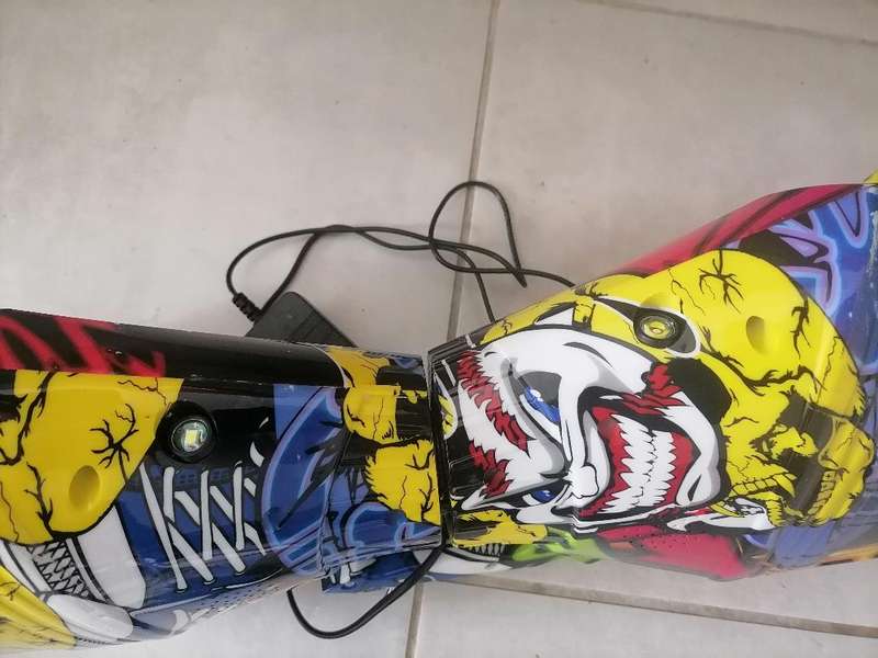 8 inch Bluetooth Smart Self Balancing Hoverboard with Handle