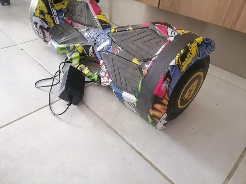 8 inch Bluetooth Smart Self Balancing Hoverboard with Handle