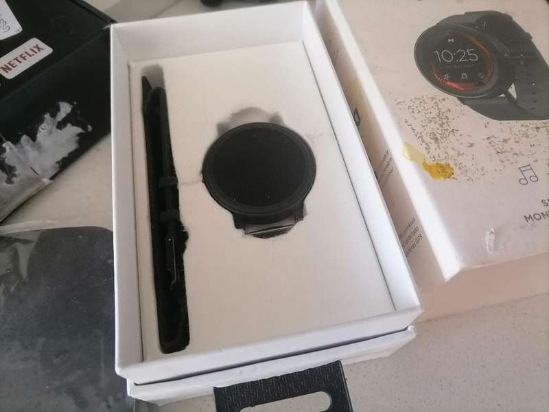 LOT OF DEFECTIVE ITEMS*ONE BID FOR THE LOT AS PER PICS*