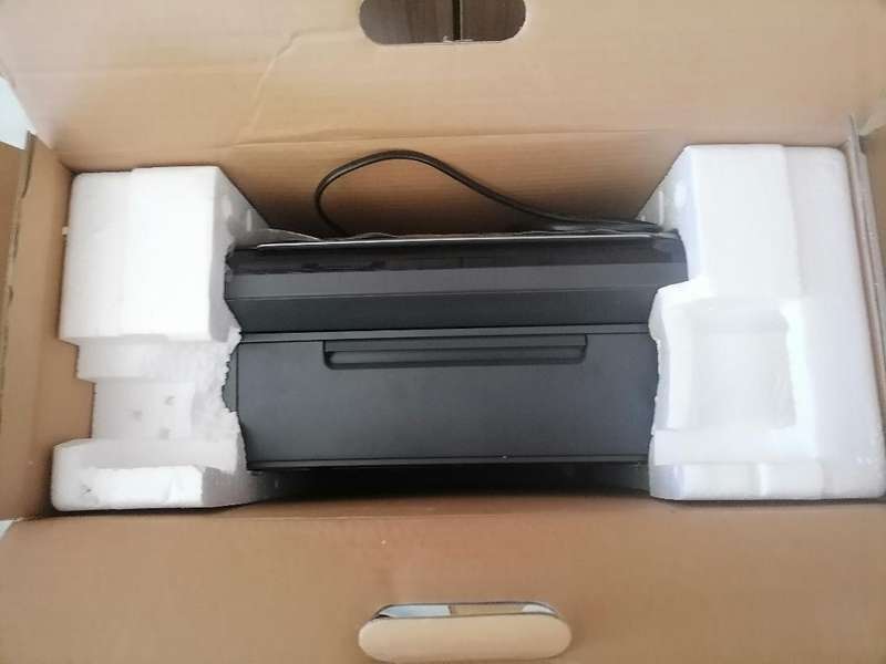 New Epson Stylus DX8450 Inkjet A4 5760 x 1440 DPI 32 ppm(Cartridges not incl)
