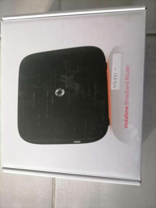 lot of 2x Huawei HHG2500 ADSL Modem Router for Vodafone Broadband(3G USB)