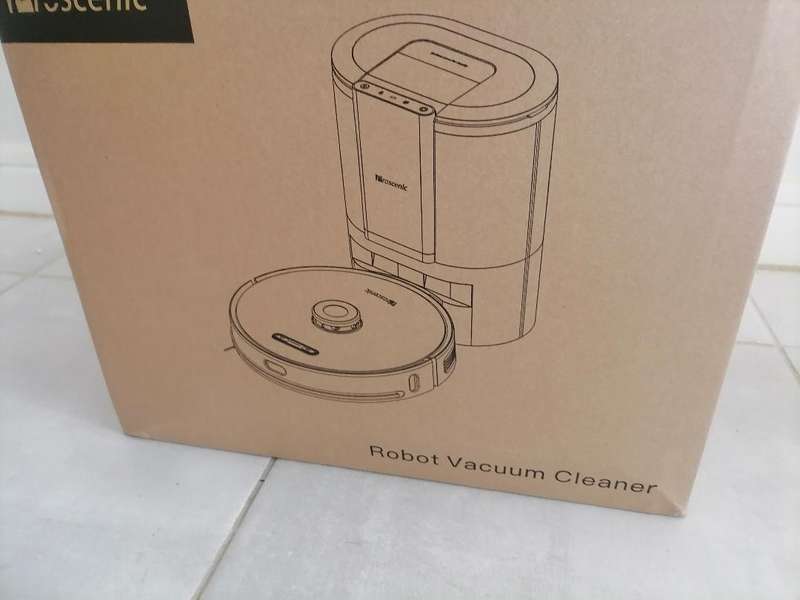 *WEEKEND SPECIAL*PROSCENIC M8 PRO ROBOT VAC*WORKS*NO CHARGER*