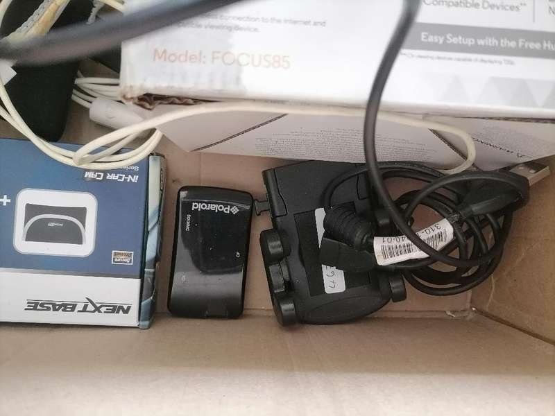 *WEEKEND SPECIAL*LOT OF ELECTRONICS*ONE BID FOR THE LOT AS PER PICS*