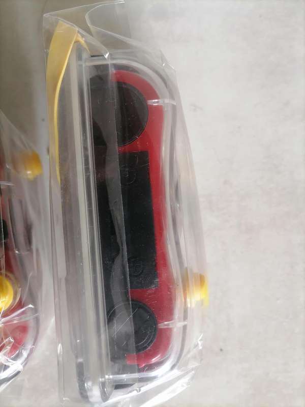 2 x  UNDER WATER CAMERAS