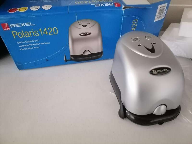Rexel Polaris 1420 Electric Stapler and Hole Punch, 20 Sheet Stapling Capacity, 14 Sheet Punch Capac