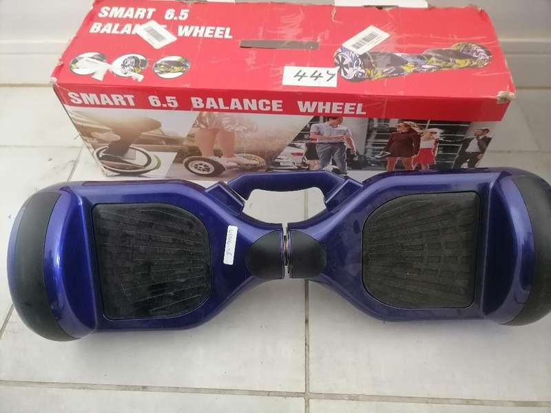 Smart 6.5 inch Balance Board (Not powering on)