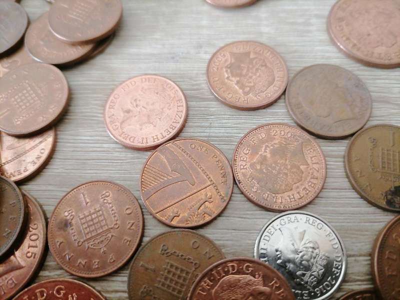 **LOT OF BRITISH VINTAGE COINS*