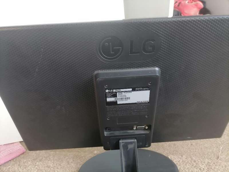 Bulk lot of computer electronics