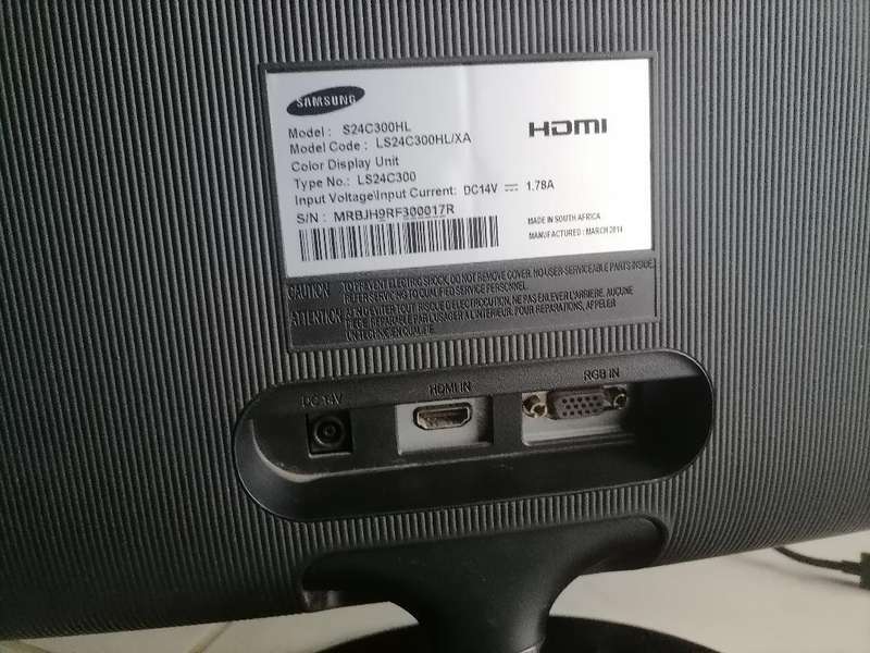 Samsung SC300 Series [S24C300HL/XA] Business Monitor, Excellent Condition