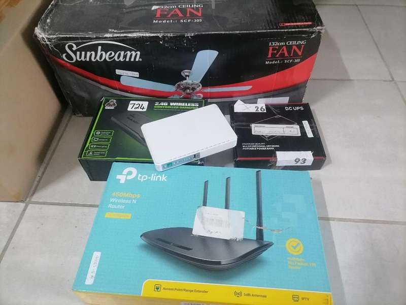 LOT OF ELECTRONICS