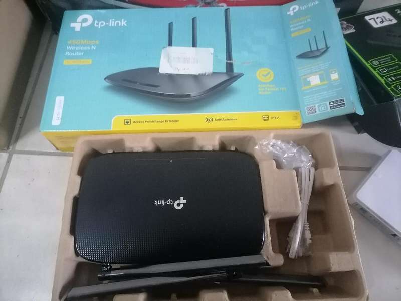 LOT OF ELECTRONICS