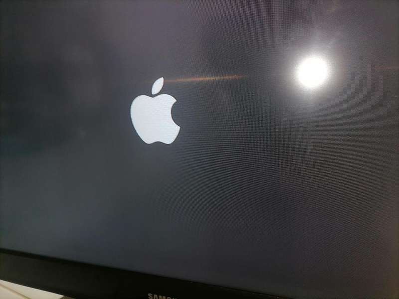 GENUINE APPLE TV - A1469 - MD199SO/A - 3RD Generation*No Remote*