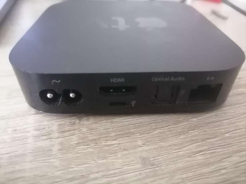 GENUINE APPLE TV - A1469 - MD199SO/A - 3RD Generation*No Remote*