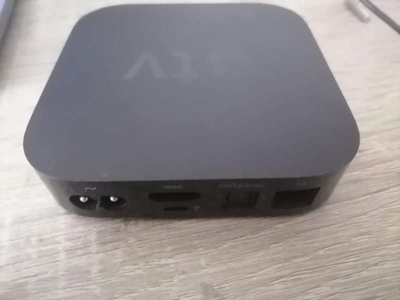 GENUINE APPLE TV - A1469 - MD199SO/A - 3RD Generation*No Remote*