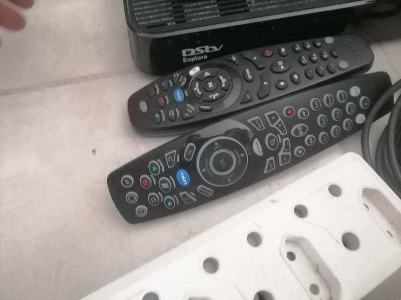 Bulk lot of electronics - one bid for the lot