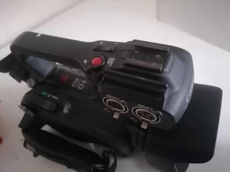 CANNON XA25 PROFESSIONAL HD CAMCORDER