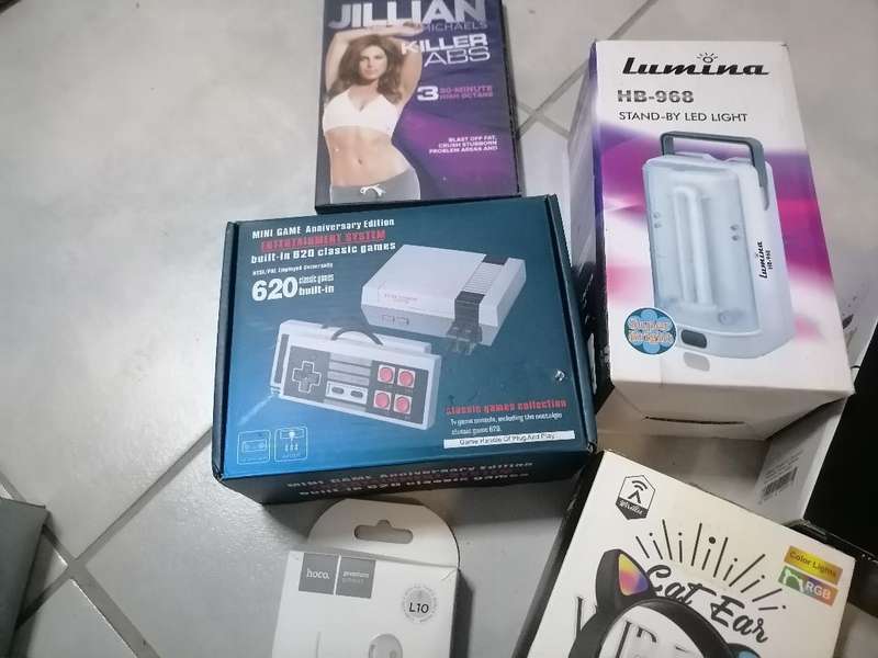 Bulk lot of untested electronics - one bid for the lot