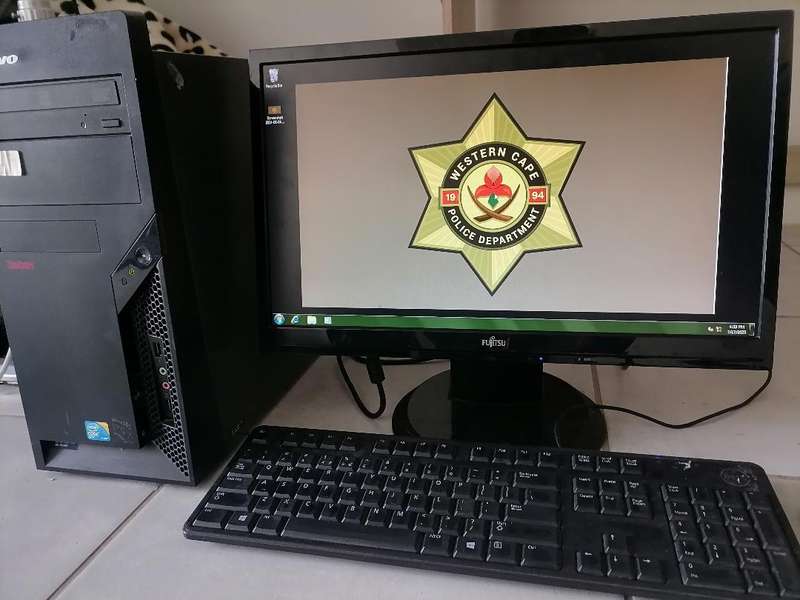 Lenovo Duo Core PC Desktop with Fujitsu 20 Inch LCD Screen + Keyboard/Mouse