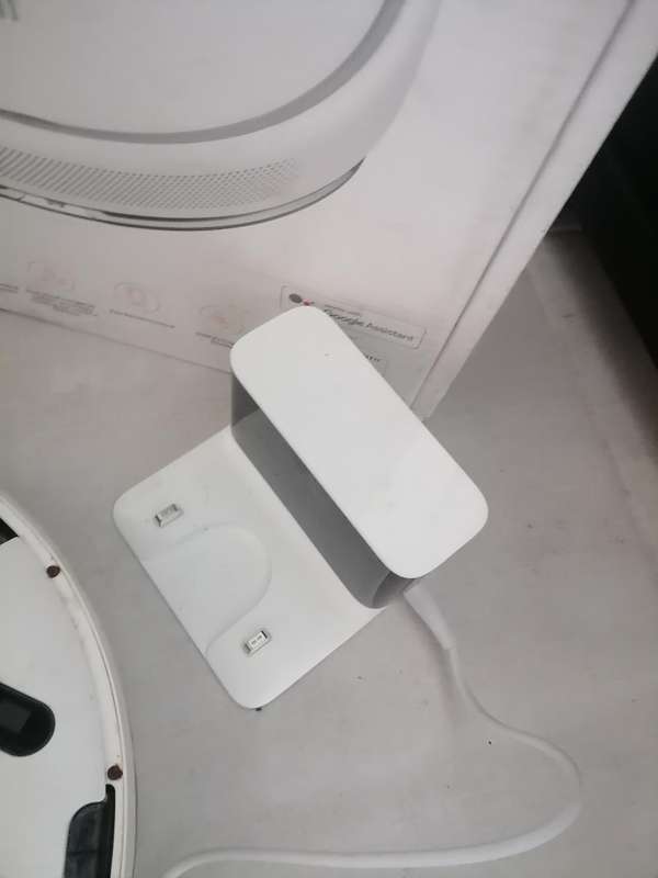 Xiaomi my robot vac in box*battery needs replacing*
