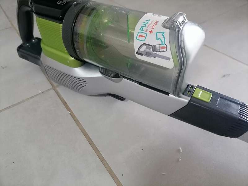 Black and Decker Power Series Extreme Cordless Vacuum