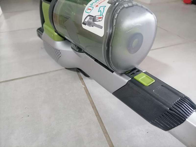 Black and Decker Power Series Extreme Cordless Vacuum