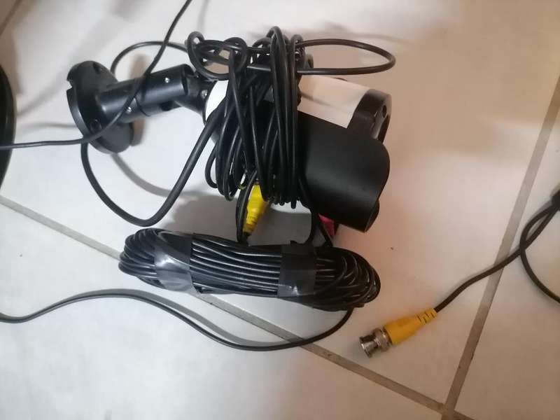 CCTV CAMERA SET UP*DVR,CAMERA,SCREEN,KEYBOARD,MOUSE