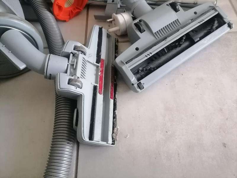 ELECTROLUX CYCLONE ULTRA 2000W IN BOX WITH ACCESSORIES